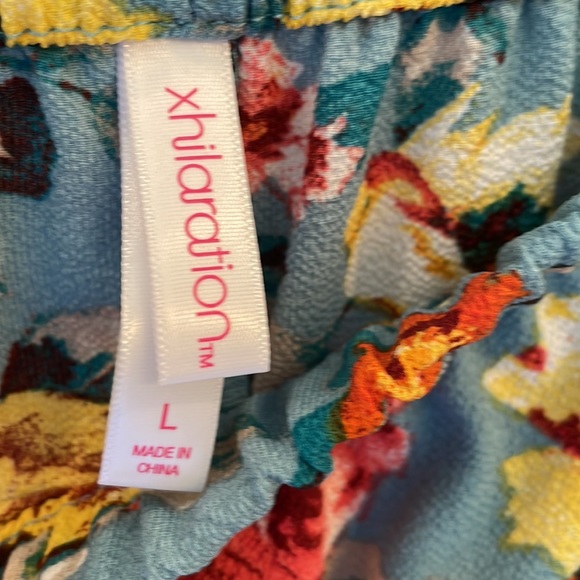 Off shoulder dress floral beauty(blue,orange, yellow,cream) pockets like new - Picture 9 of 9